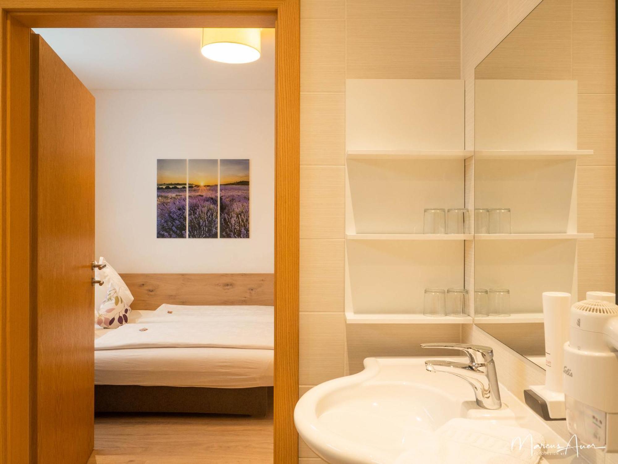 Pension Ehrenfried - Hotel Garni Kindberg Room photo